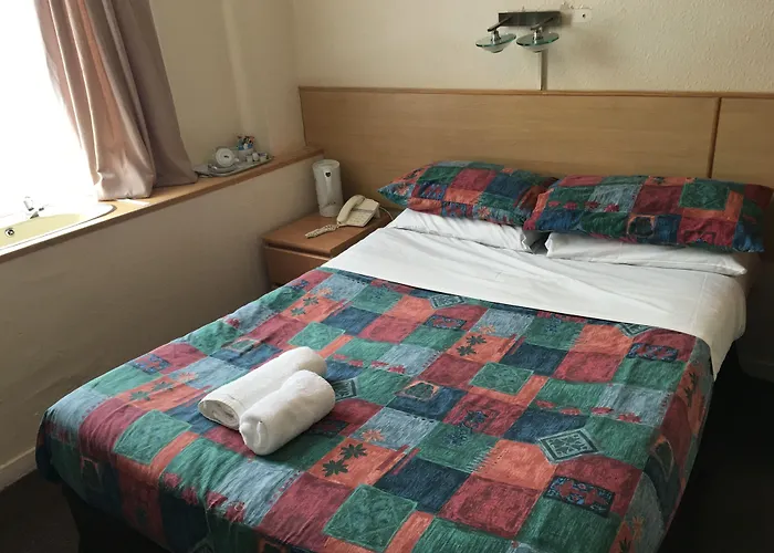 Smiths Hotel