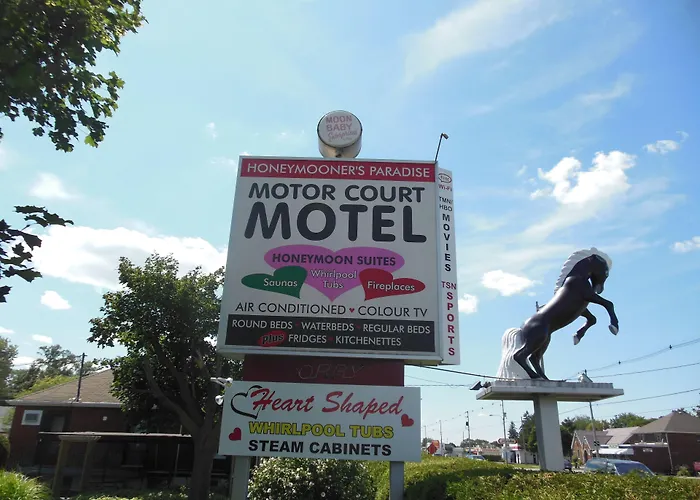Motel: Motor Court Motel