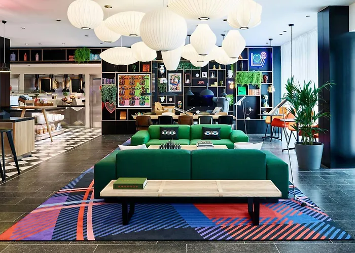 Сity center hotels Citizenm London Victoria Station