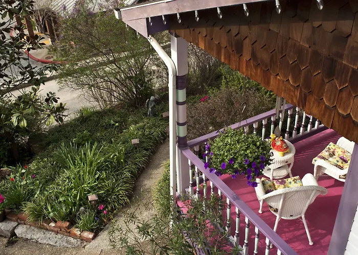 Cliff Cottage Inn, Downtown Bed & Breakfast