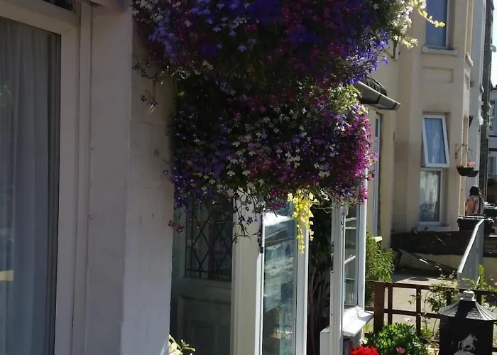 Resort: Sunnyside Hotel