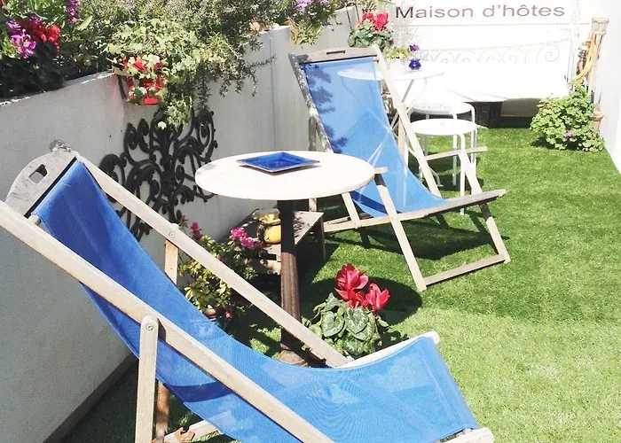  La Petite Maison
