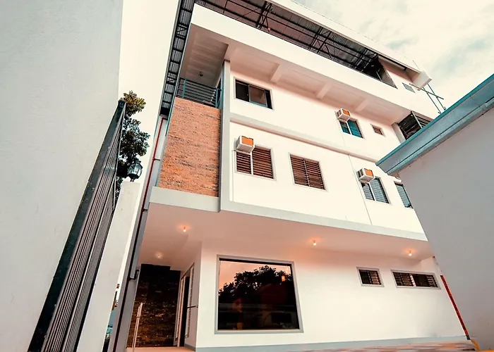 Kingswick Residences & Lodge