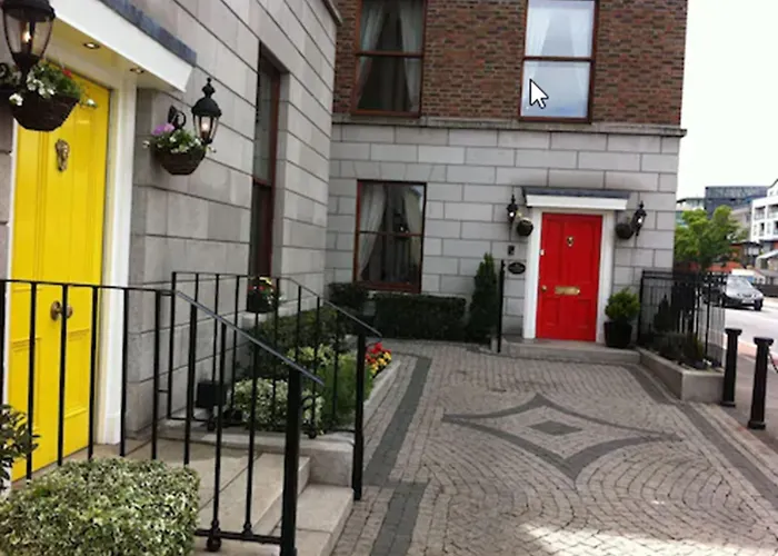 The Leeson Lodge