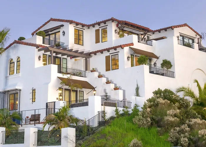 Luxury hotel only: North Beach Villa