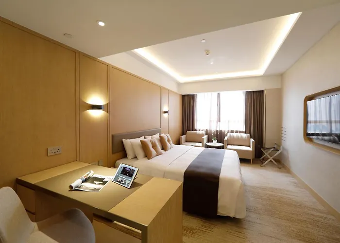 Family Hotel: B P International