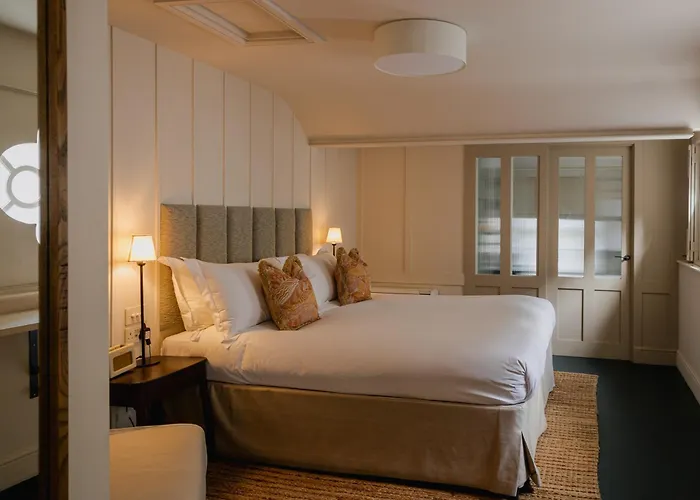 Boutique hotel only: No 15 By Guesthouse, Bath