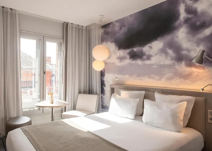 Le Grand Balcon
