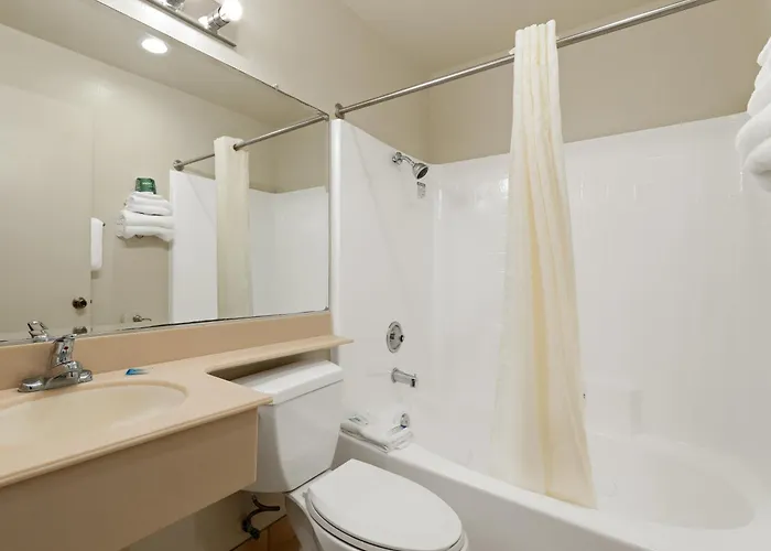 Beach hotel: Americas Best Value Inn San Clemente Beach
