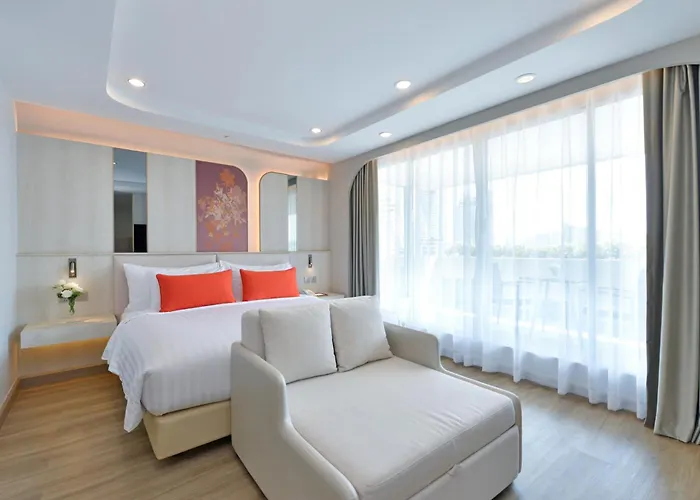 Spa Hotel: Centre Point Plus Hotel Pratunam
