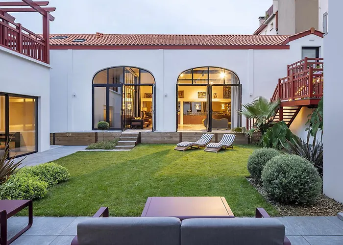 Hotel de 3 estrellas: Hotel Kemaris