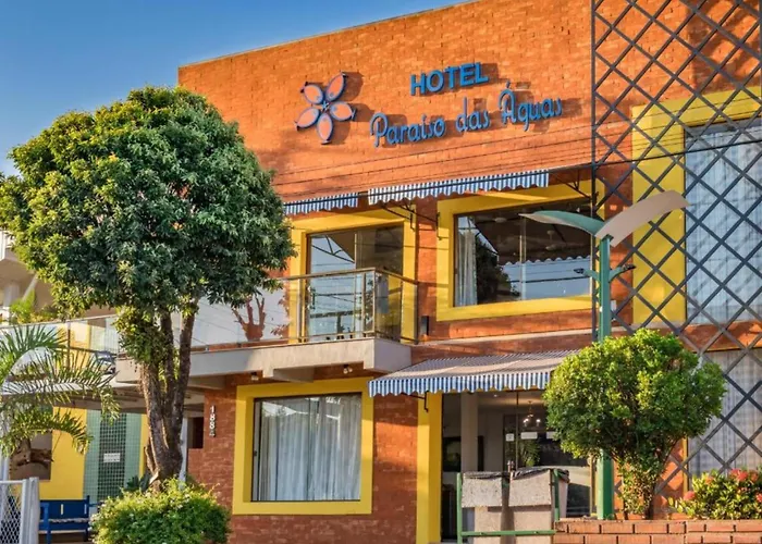Hotel 3 estrelas: VOA Hotel Paraíso das Águas Bonito