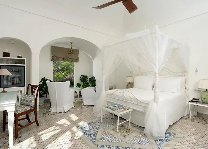 Hotels with a view Villa Treville