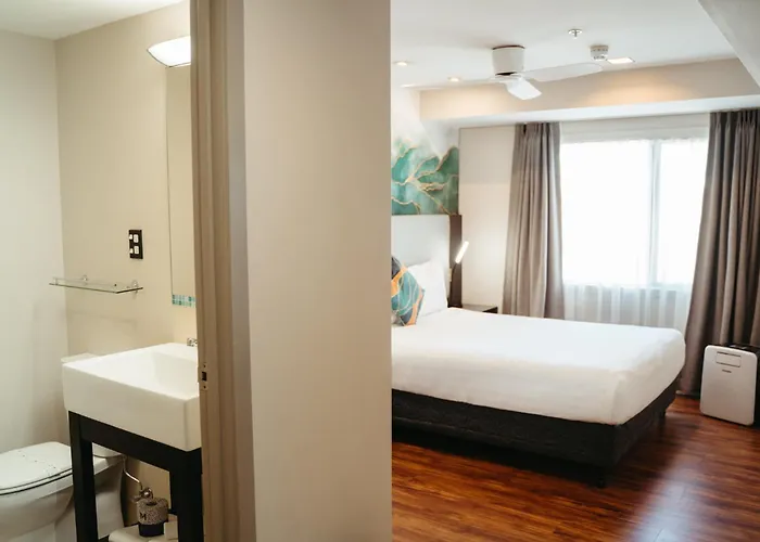Family Hotel: Auckland City Hotel - Hobson St