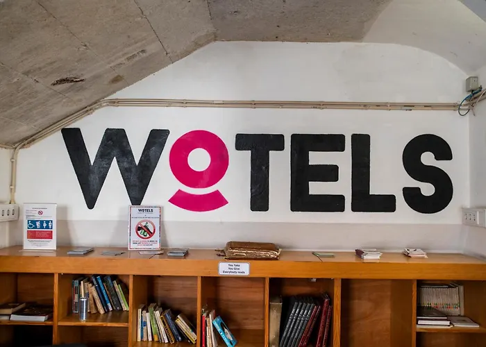 Hotel cerca del colegio: Wot New Lisbon Social