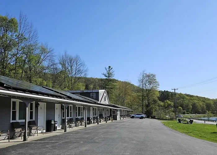 Dog friendly hotels Sleep Woodstock