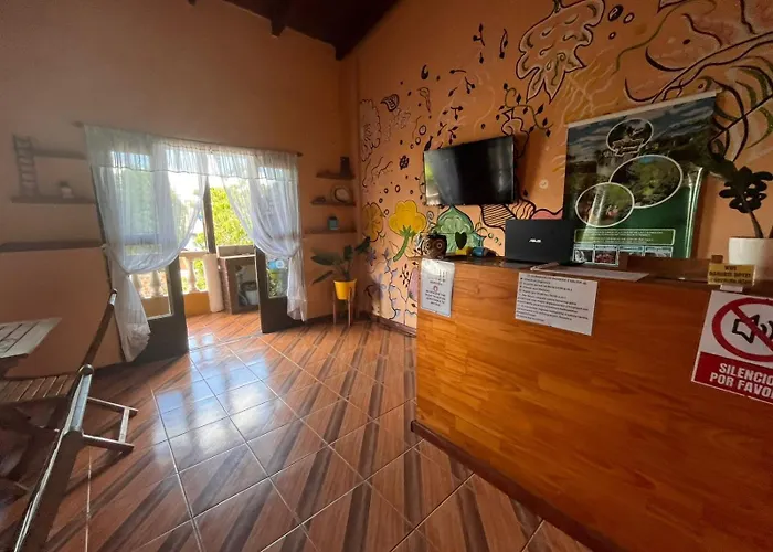 Damaris Hostel