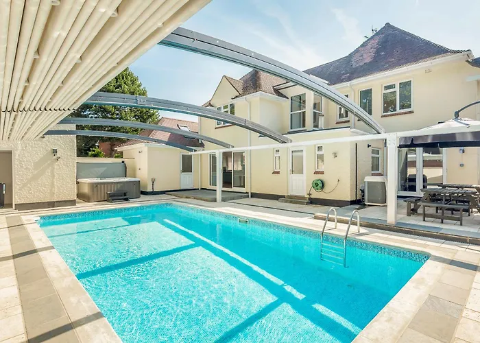 Private Villa: Seacroft Lodge