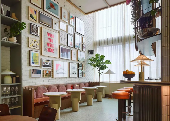 Family Hotel: Tribe London Canary Wharf