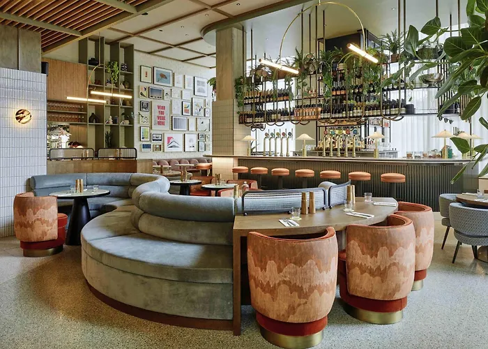 Family Hotel: Tribe London Canary Wharf