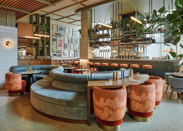 Family Hotel: Tribe London Canary Wharf