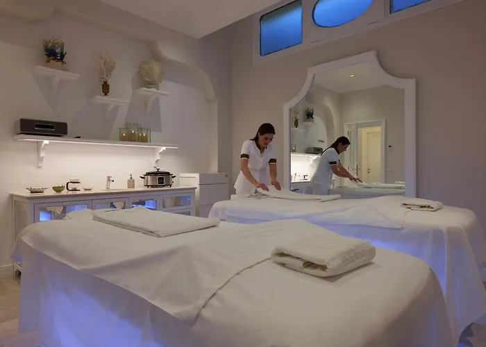 5 sterren hotel: Grand Hotel De La Ville