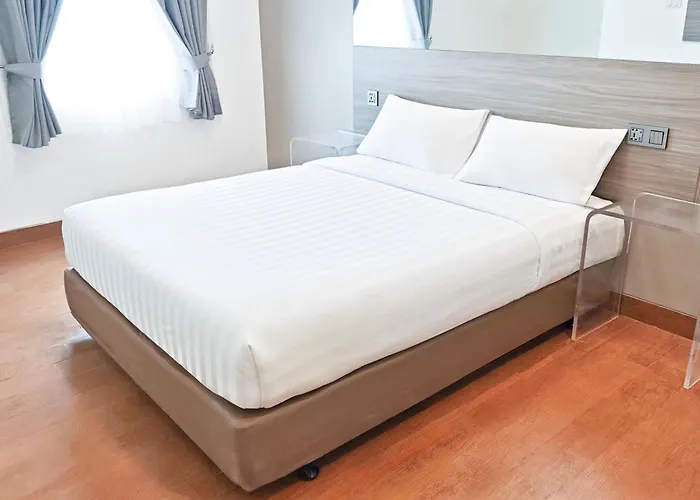 Central hotel: Red Planet Cebu