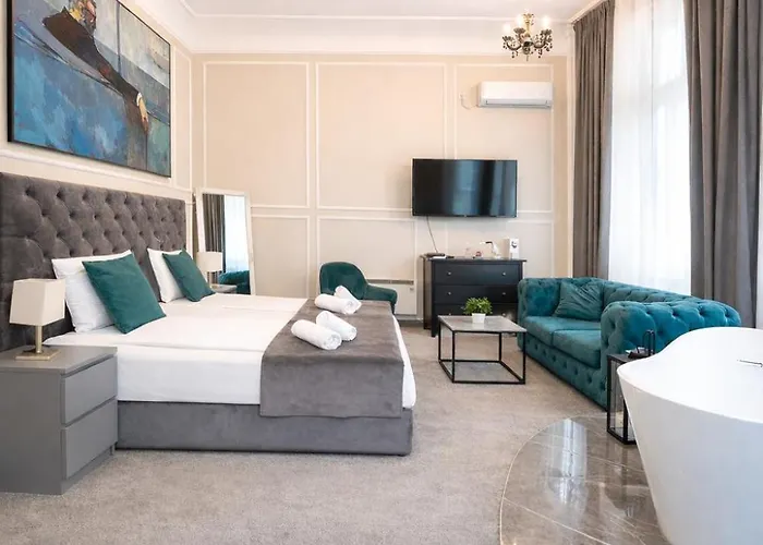 3 star hotel: Kings Palace Suites