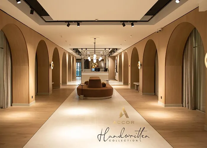 4 sterren hotel: Blooma Hotel Liege Centre - Handwritten Collection