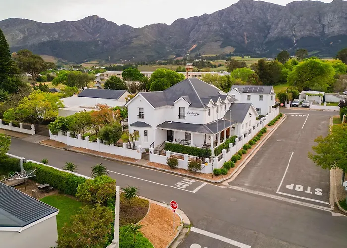 Hotel mit Pool: Le Petit Paris