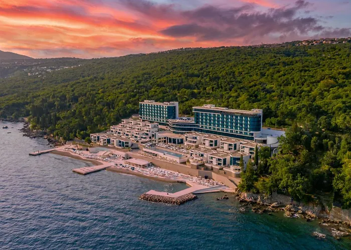 Hilton Costabella Beach Resort