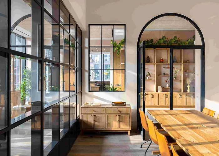 Pets Allowed Hotel Beckett Locke