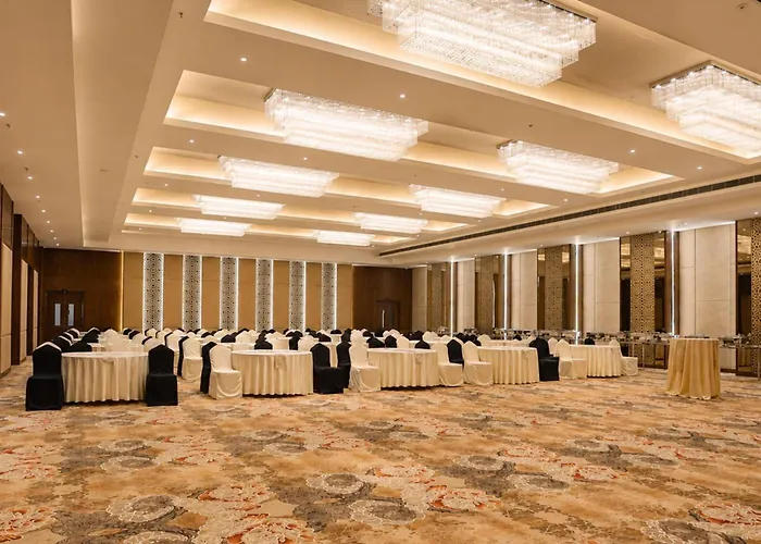 Family resorts Park Inn By Radisson Ayodhya