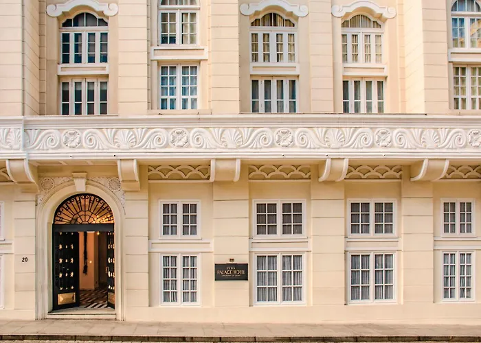  Fera Palace
