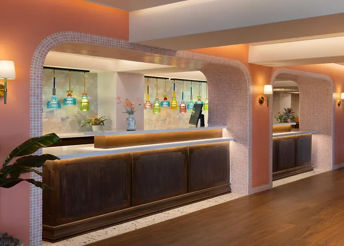 Ocean Key & Spa, A Noble House
