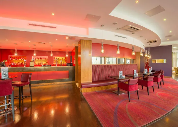 Holiday Inn City By Ihg