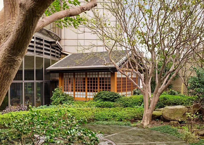 Shangri-La Far Eastern,