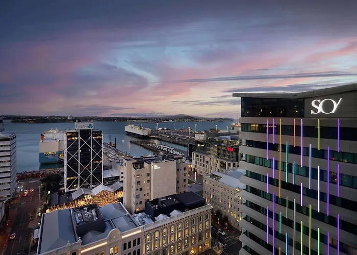 So/ Auckland
