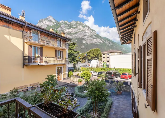 Villa Degli Aranci