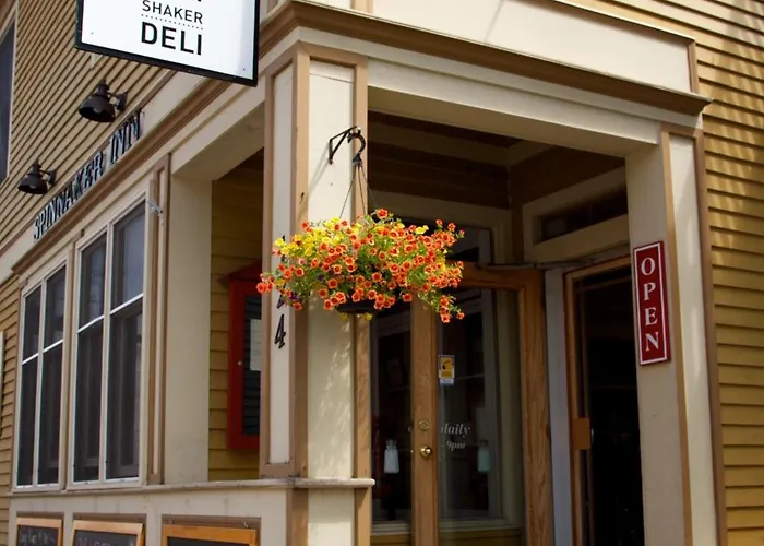 Salt Shaker Deli & Inn
