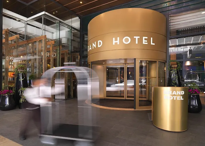 Hotel: The Grand By Skycity