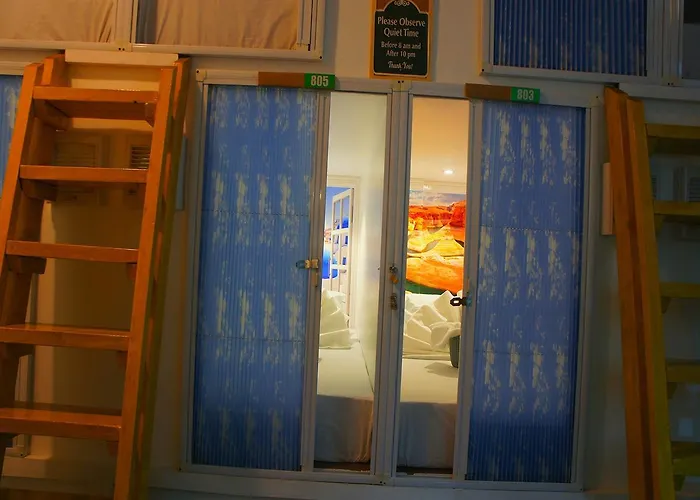 Shejoje Poshtel