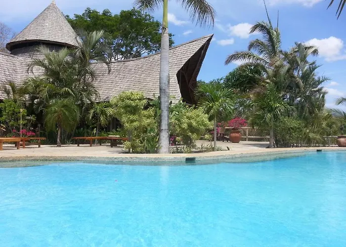 Pet Friendly hotel: El Sabanero Eco Lodge