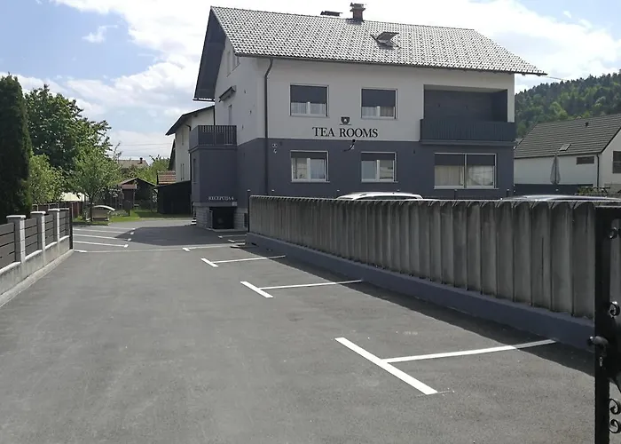 Bed & Breakfast Tea Rooms