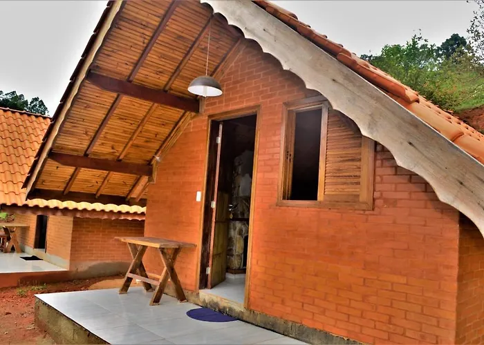 Vila: Chales Fazenda Cantinho do Selado