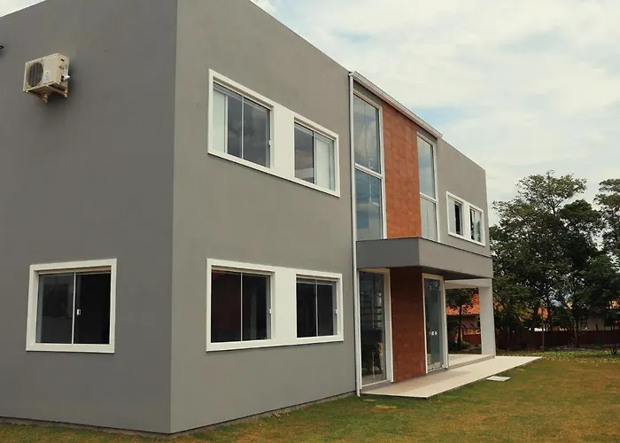 Albergue: Rosa Surf Hostel&Food