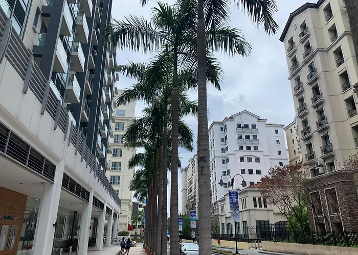 Apartment: Resorts World Condo