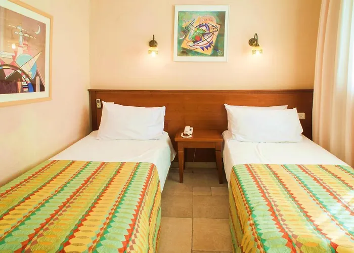 Pet Friendly hotel: Jrose Hotel