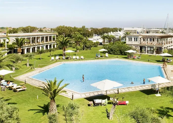 Hotel con piscina: Porto Romano - The Marina Resort